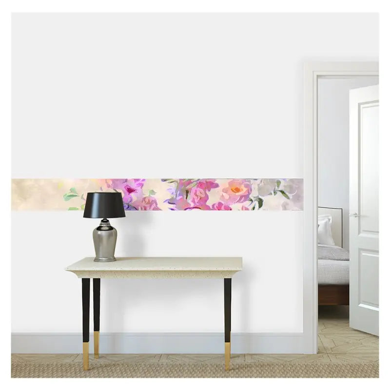 Self-adhesive wallpaper border