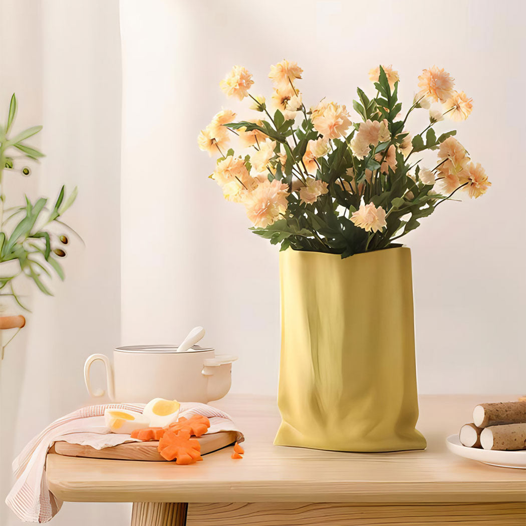 "Le Papier" Ceramic Vase