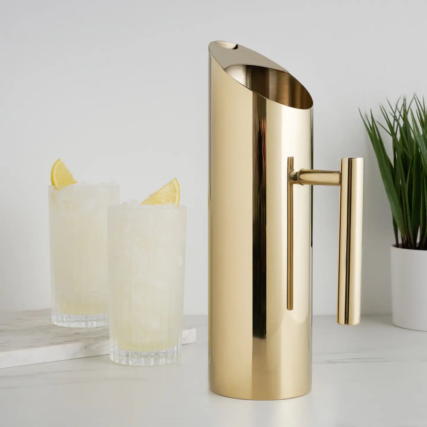 Kencot - Modern Gold-Plated Stainless Steel Pitcher – 46 oz.