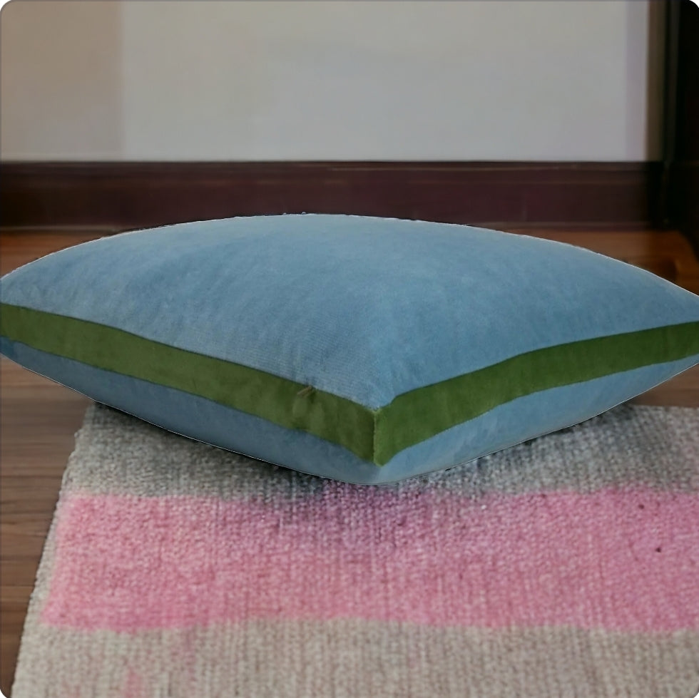 Gwen Pillow