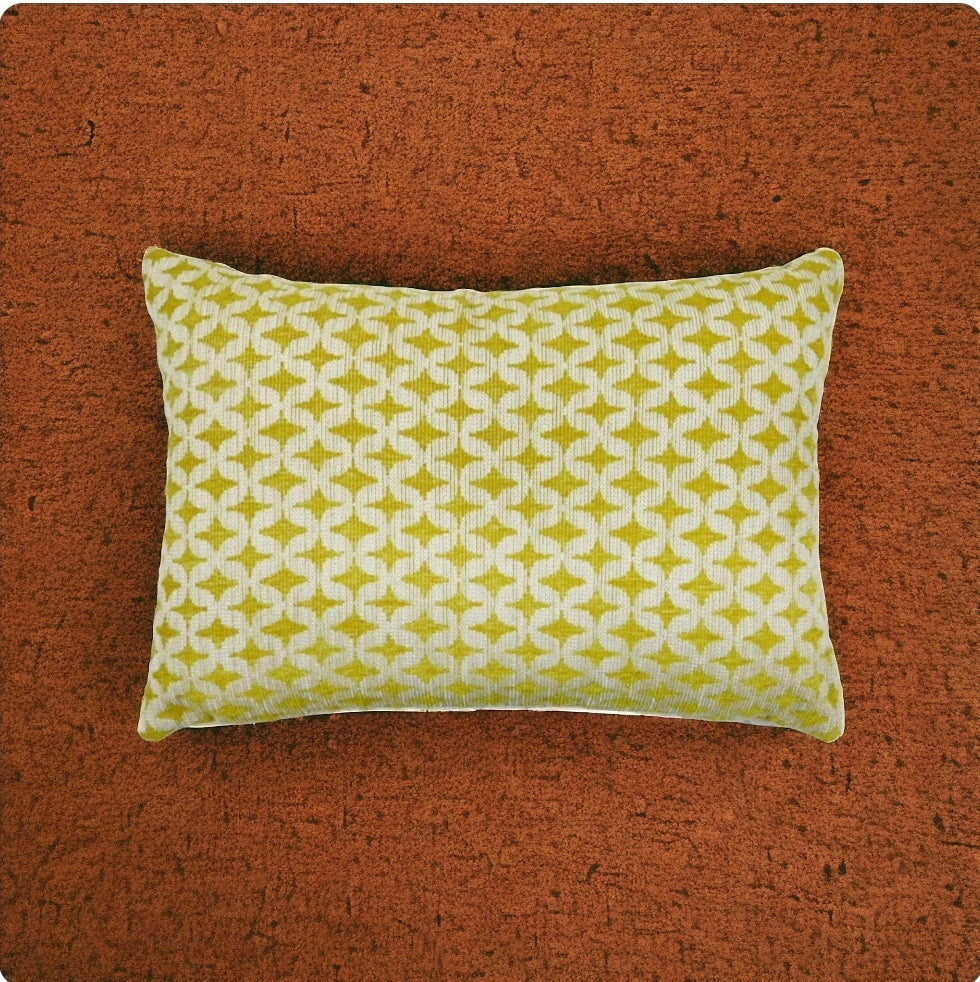 Gwen Pillow
