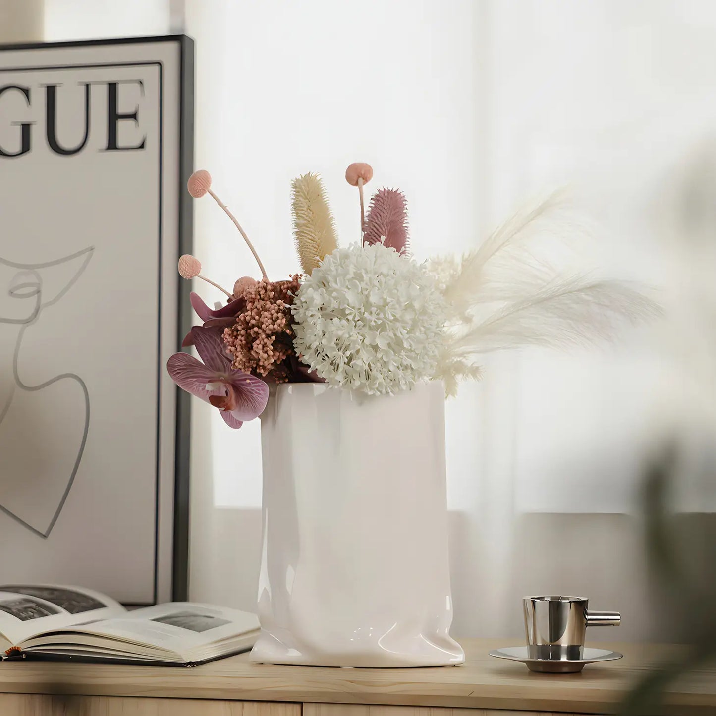 "Le Papier" Ceramic Vase