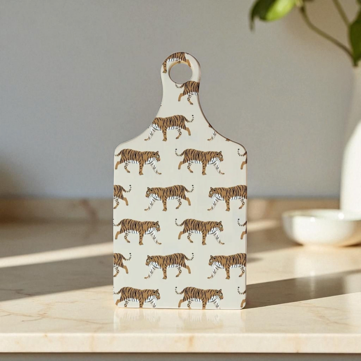 Gazeland - Charcuterie Serving Board W/Handle - Big Cats - DesignsByZuedi
