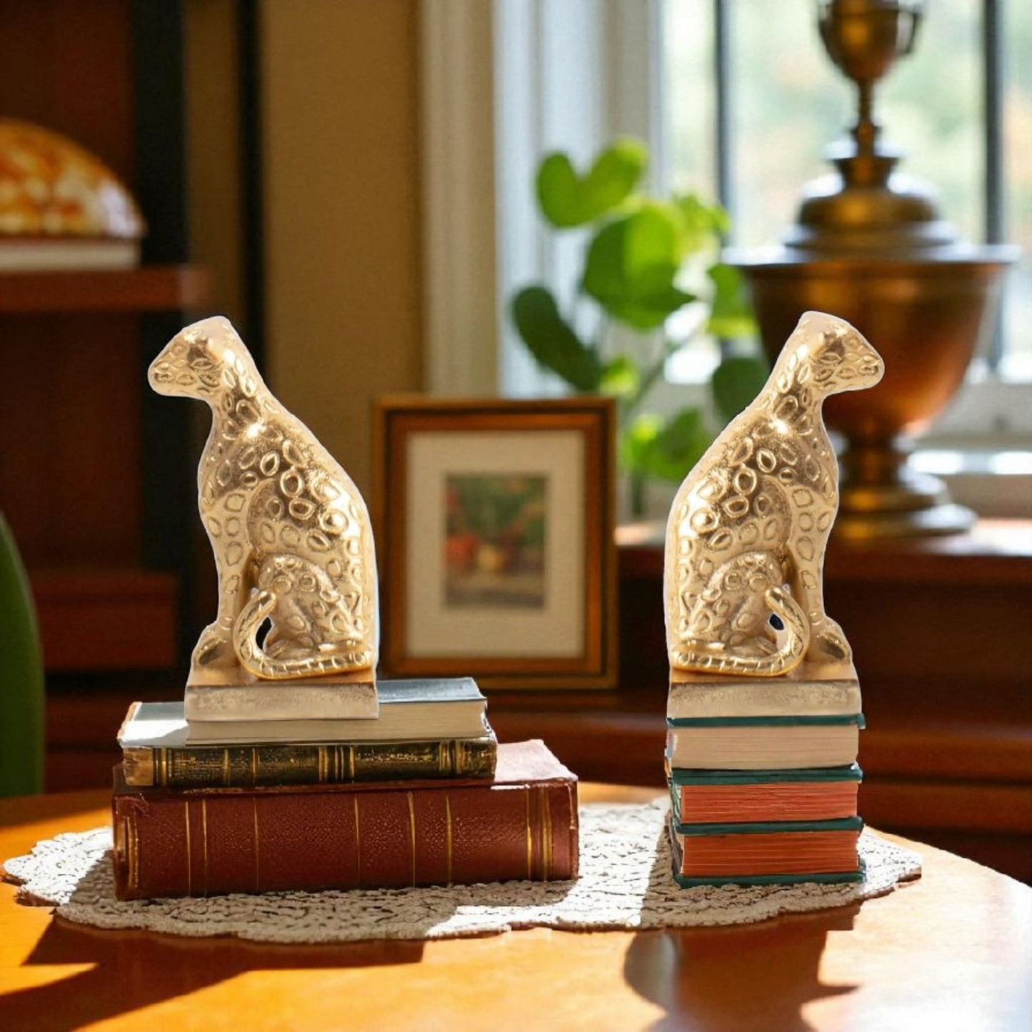 Fontabelle - Leopard Bookend Set