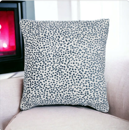Gwen Pillow