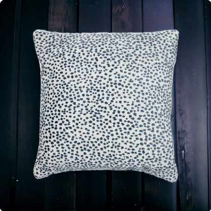 Gwen Pillow