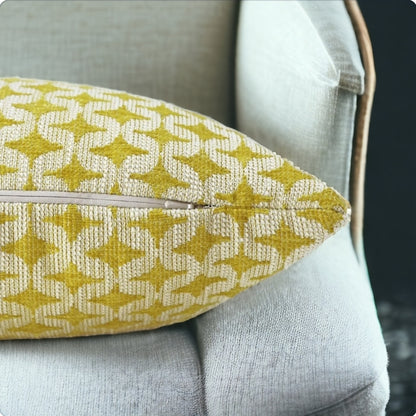 Gwen Pillow