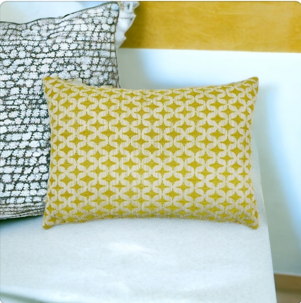 Gwen Pillow