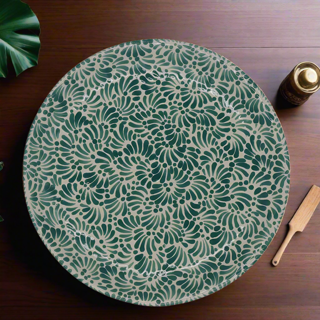 Plumas Charger Plates